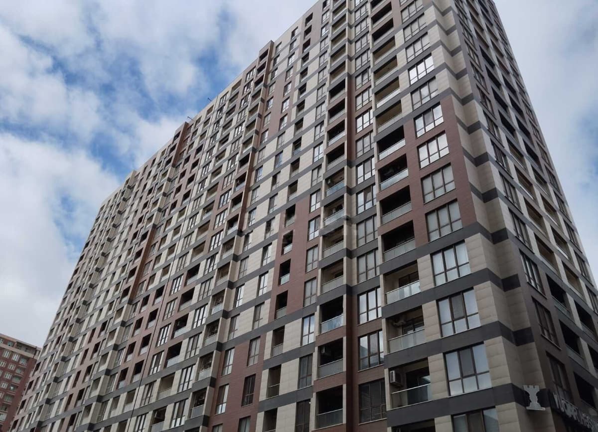 2 otaqlı mənzil 56 m² satılır