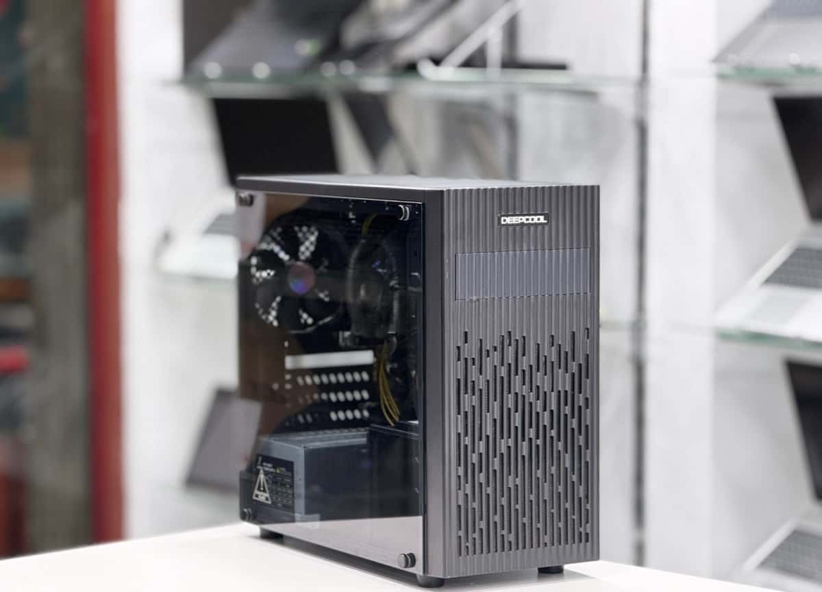 Deepcool Desktop Computer Intel i3 9th 8GB RAM 256GB SSD - Tenderyard