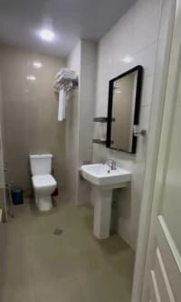 245 m² Yaxşı təmirli obyekt kirayə verilir Bakı, Səbail r. — şəkil 9