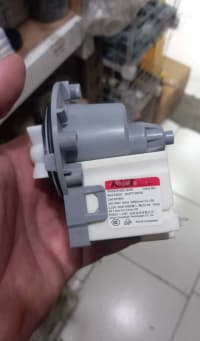 Indesit Paltaryuyan Maşın Pompa Şrupu — şəkil 2