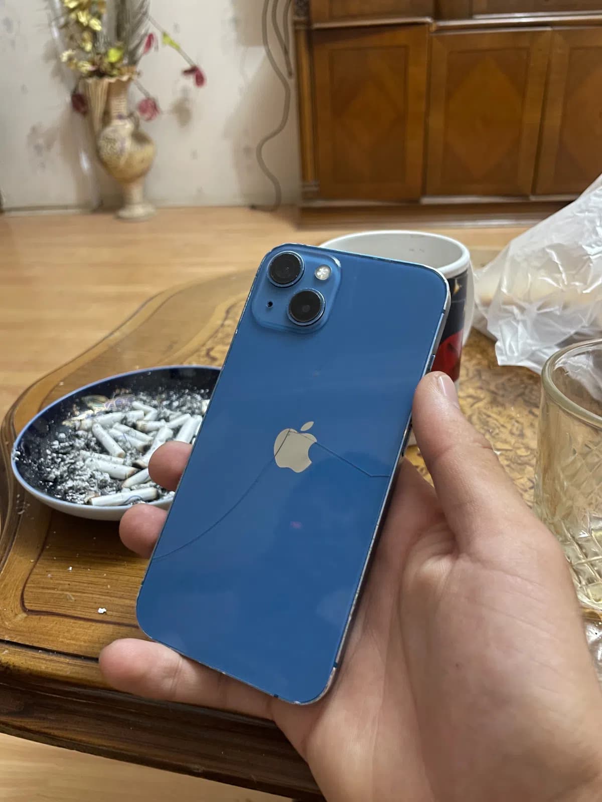 Apple iPhone 13, 128 MB