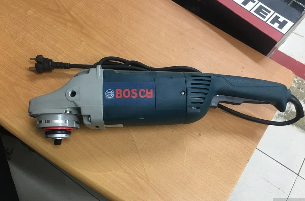 Cilalama maşını Bosch 230mm 2100W
