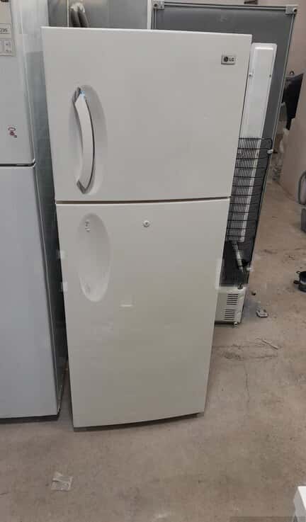 Indesit refrigerator - Tenderyard