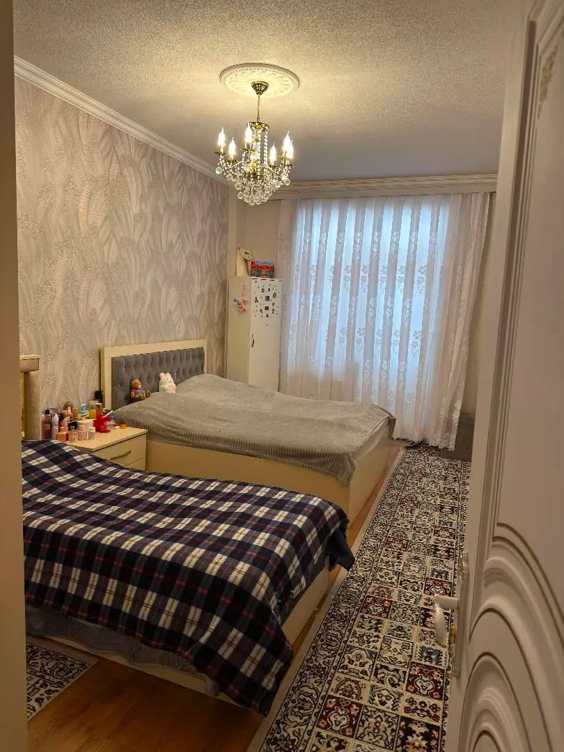 2 otaqlı mənzil 80 m² kirayə verilir