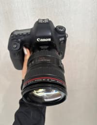 Fotoaparat Canon 6D Mark II + 24-70mm f/4 lens + UV filtr — şəkil 2