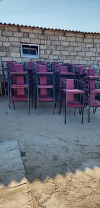 Masa Tünd qırmızı rəng — şəkil 1