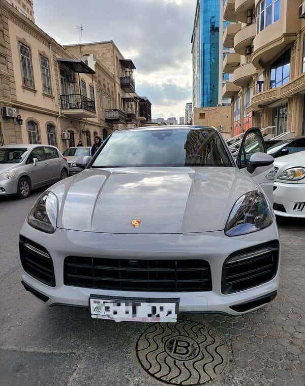 Avtomobil icarəsi Porsche Cayenne 2022 - Tenderyard