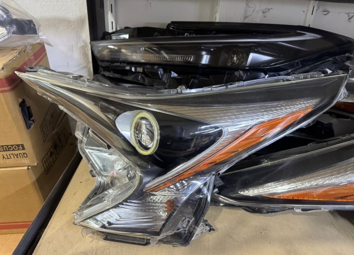Fara Toyota Prius 51 kuza