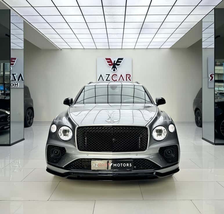 Bentley Bentayga, 2022 year, 20000 km, 4000 L - Tenderyard