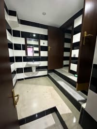280 m² Yaxşı təmirli obyekt satılır — şəkil 21