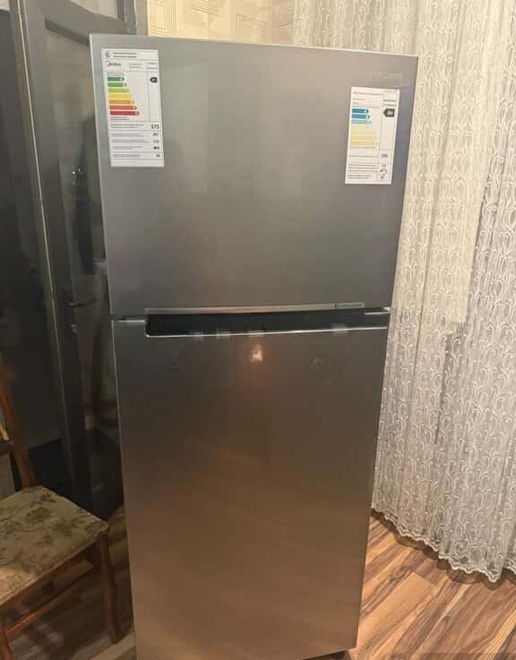 Indesit refrigerator - Tenderyard