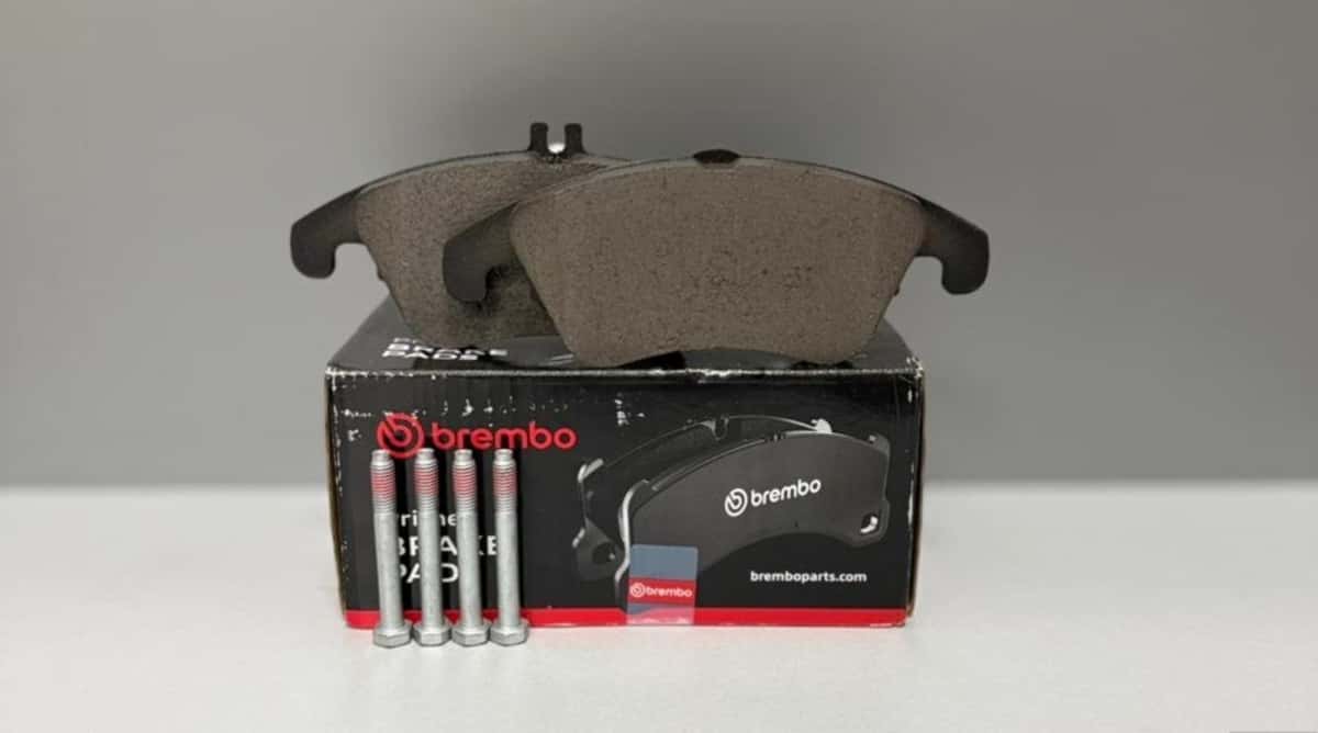 Ön əyləc bəndi Brembo Mercedes-Benz W204/W212 - Tenderyard