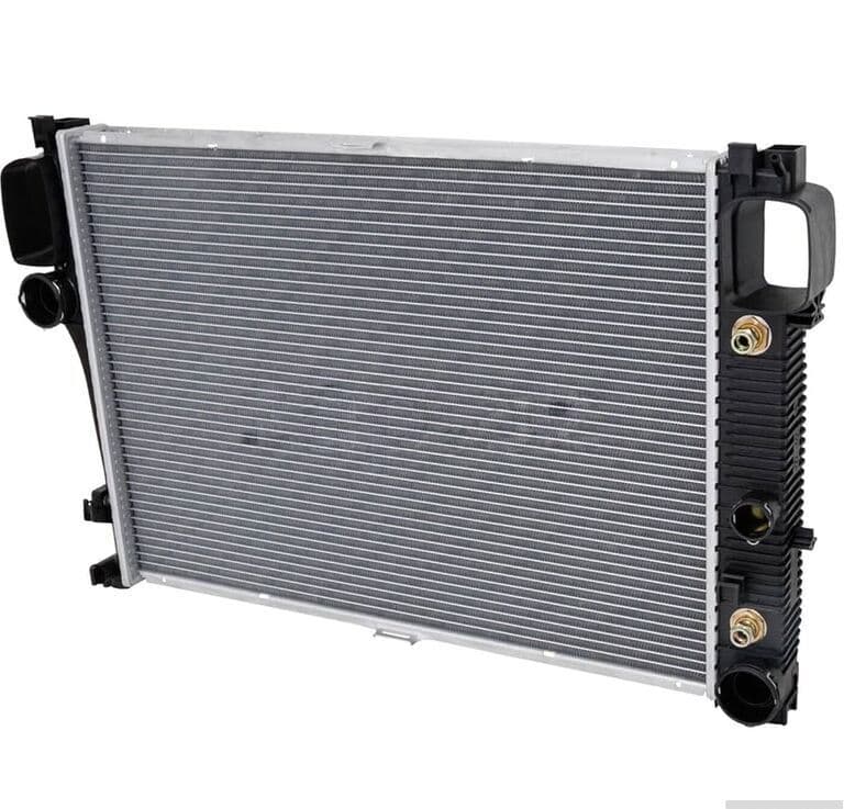 Su radiatoru Mercedes W221 S-Class