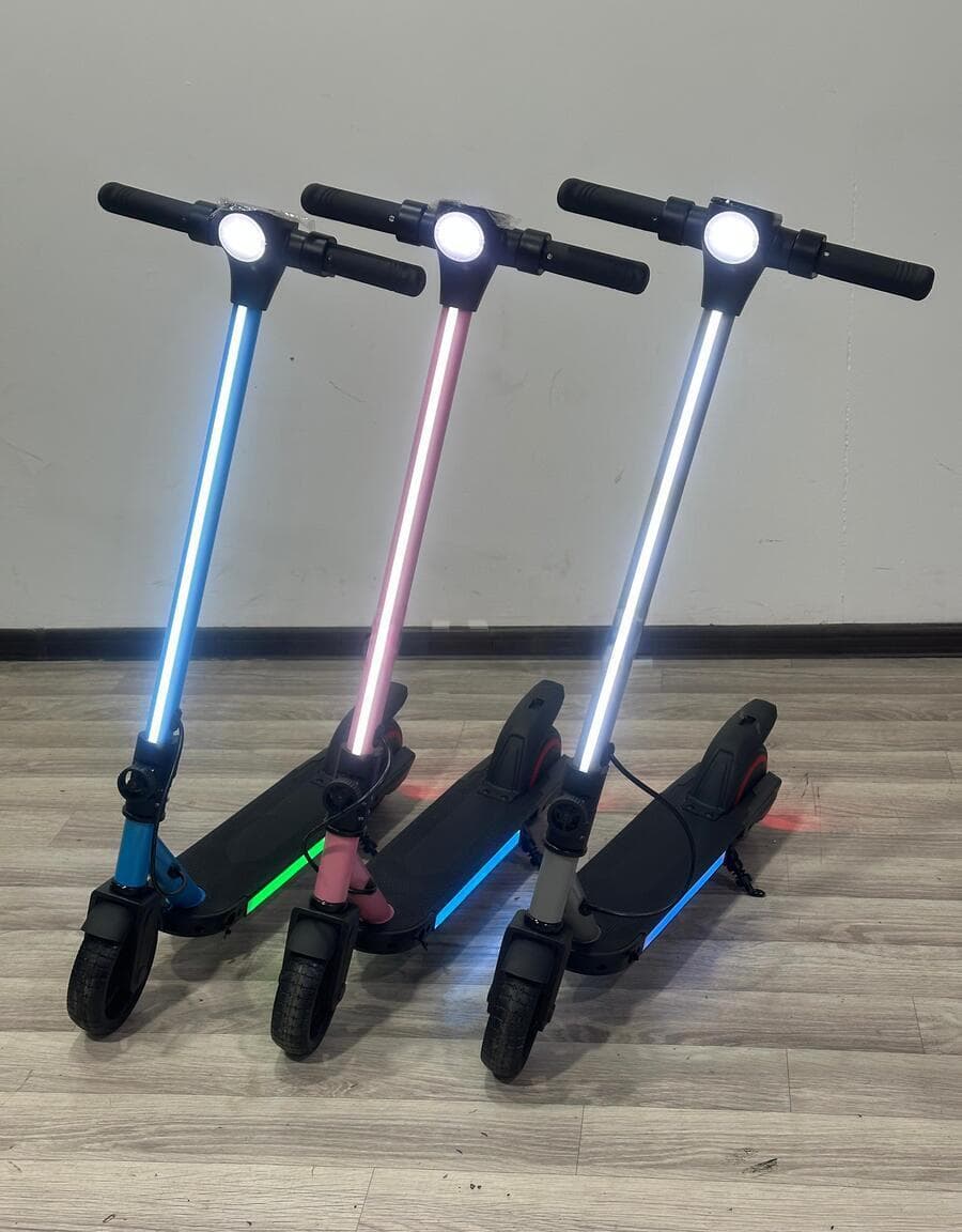 Elektrik skuter LED Max 2026