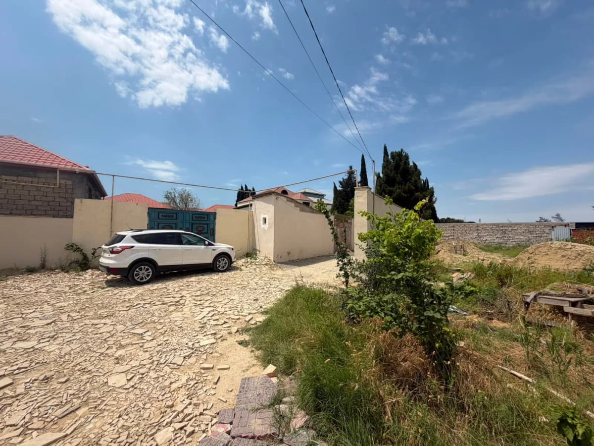 4 otaqlı həyət evi 110 m² satılır