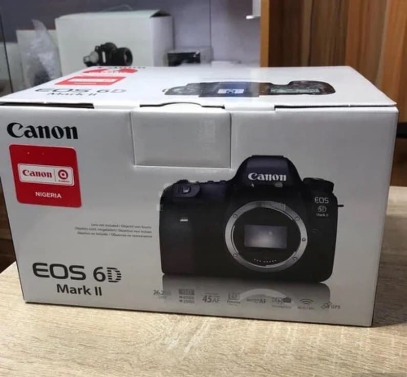Fotoaparat Canon EOS 6D Mark II