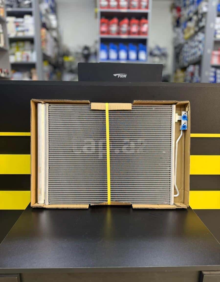 Air conditioning condenser BMW F10 F11 F07 N20 N52 - Tenderyard