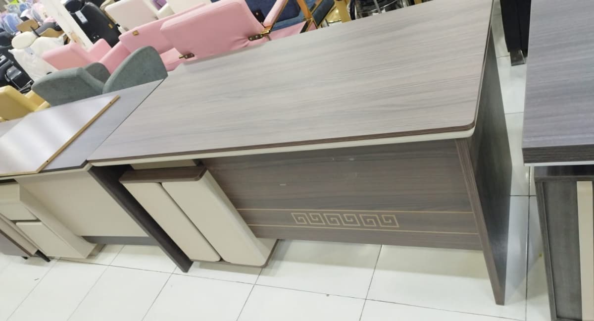 İşçi masası Qarışıq rəng