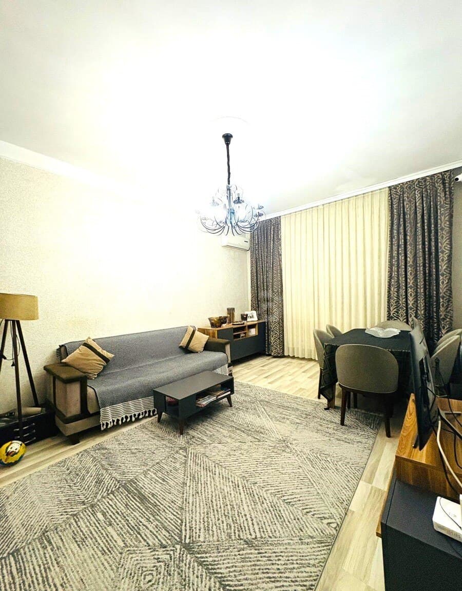 3 otaqlı mənzil 80 m² satılır