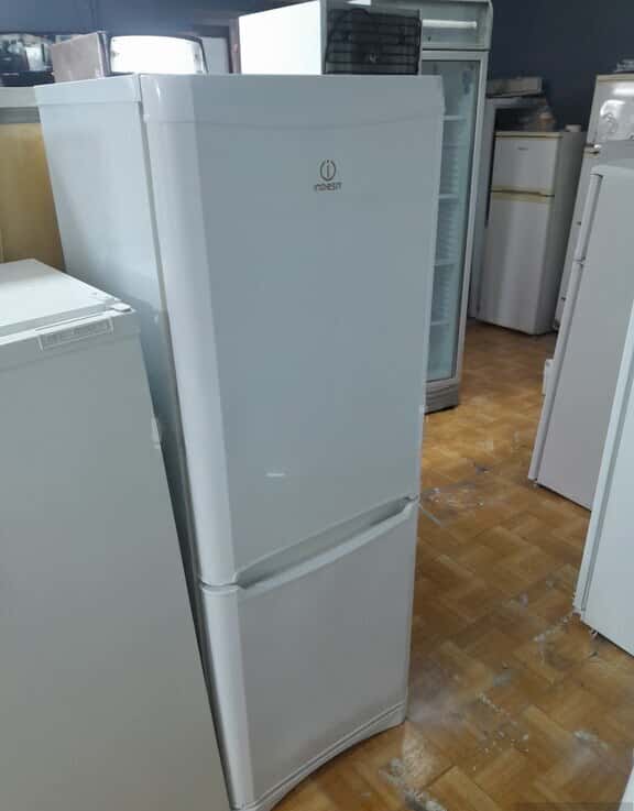 Indesit refrigerator - Tenderyard