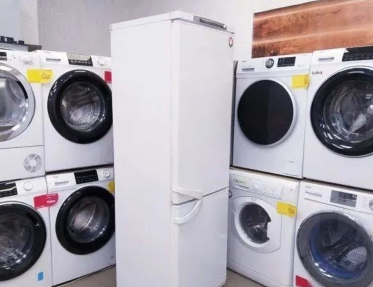 Indesit refrigerator - Tenderyard