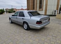 Mercedes E 220, 1993 il, 380000 km, 2.2 L — şəkil 12