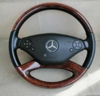 Mercedes AMG sükanları — şəkil 17