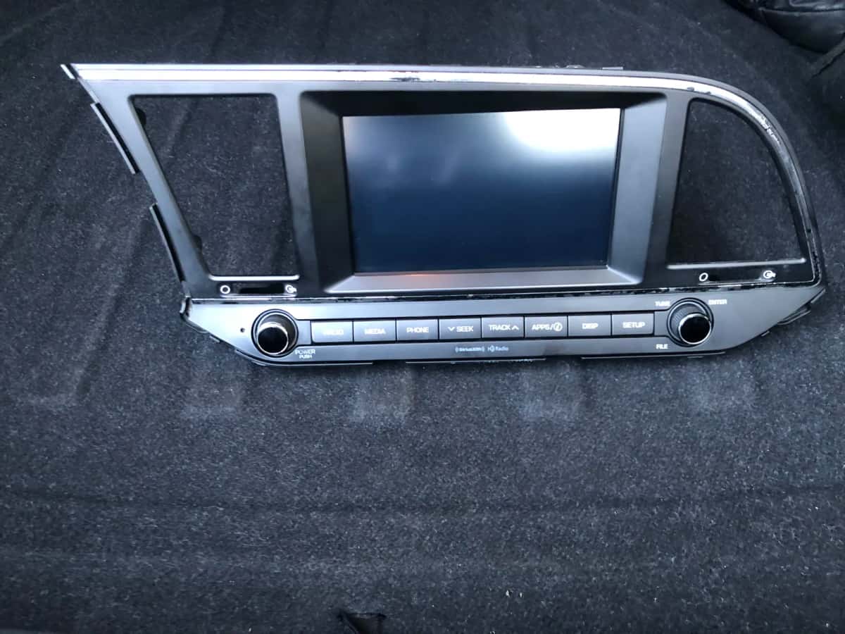 Hyundai elentra Orijinal Multimedia Monitoru - Tenderyard
