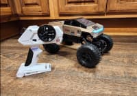 Tesla Cybertruck Pultla İdarə Olunan Oyuncaq Maşın — şəkil 1