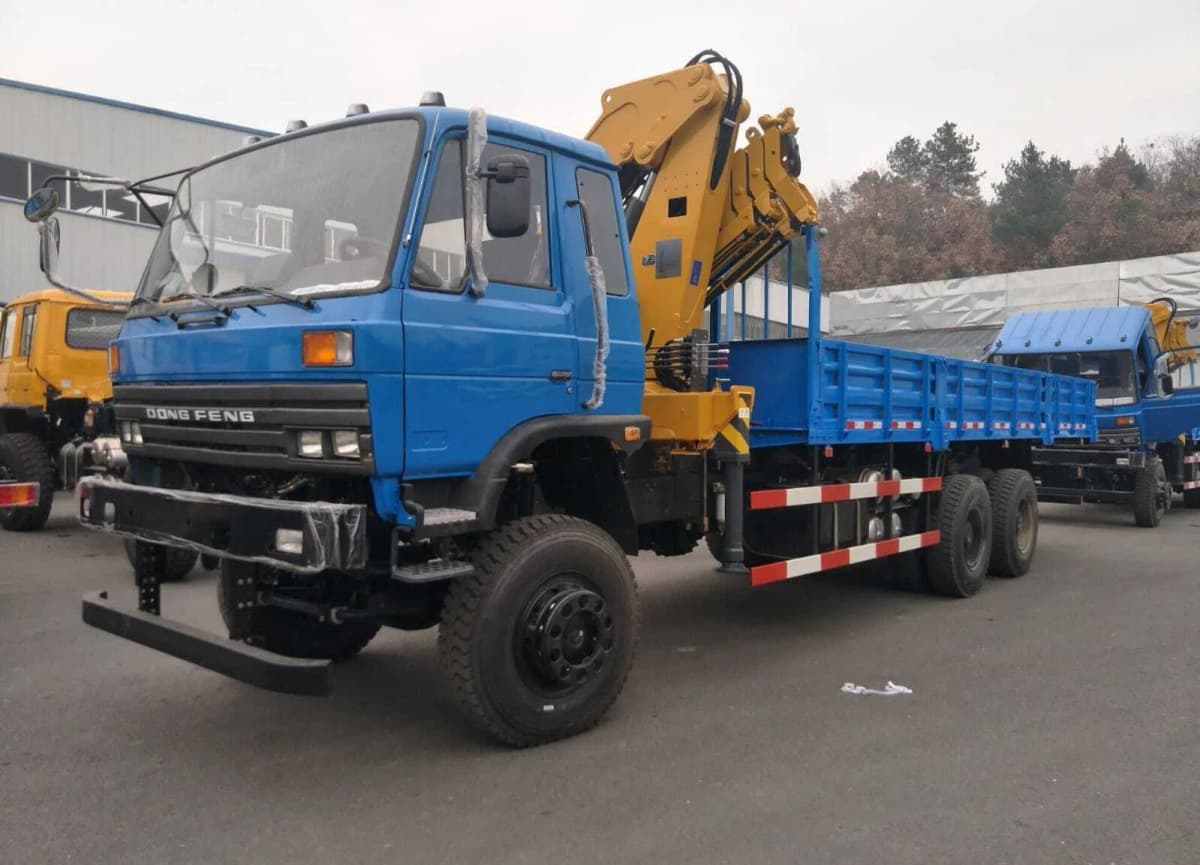 Avtokran manipulyator DongFeng 6x6, 2025 il