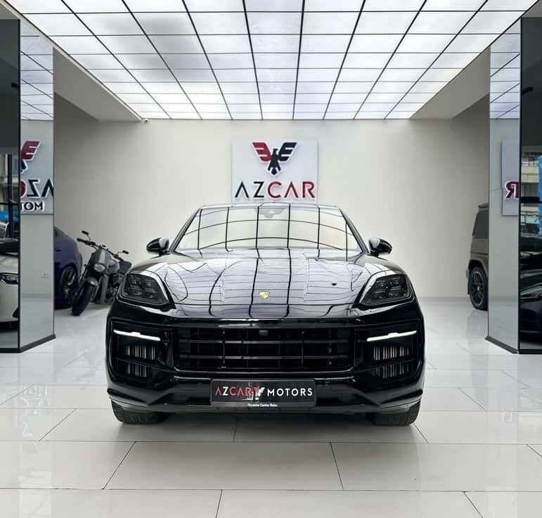 Porsche Cayenne GTS Coupe, 2024 year, 12000 km, 4000 L - Tenderyard