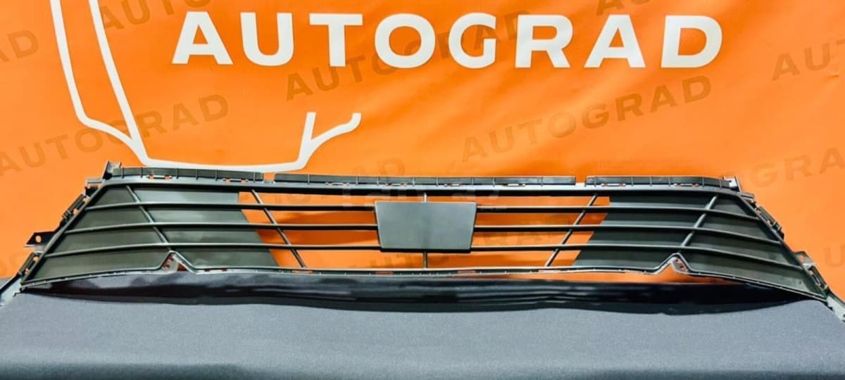 Alt radiator barmaqlığı Hyundai Elantra 2023