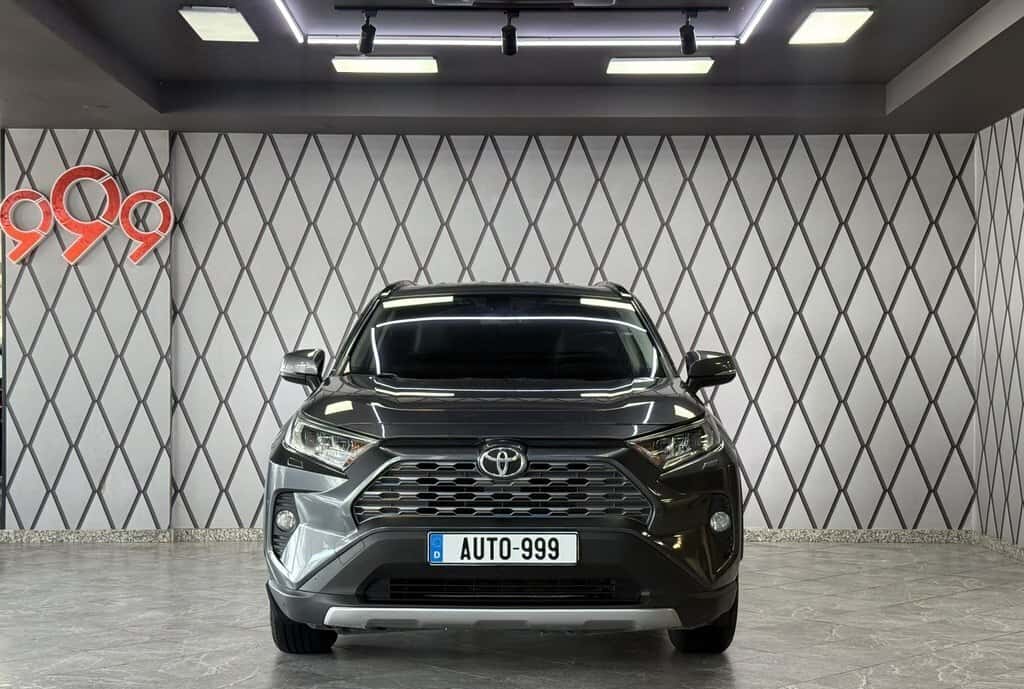 Toyota RAV4, 2019 г., 288000 км, 2500 л - Tenderyard