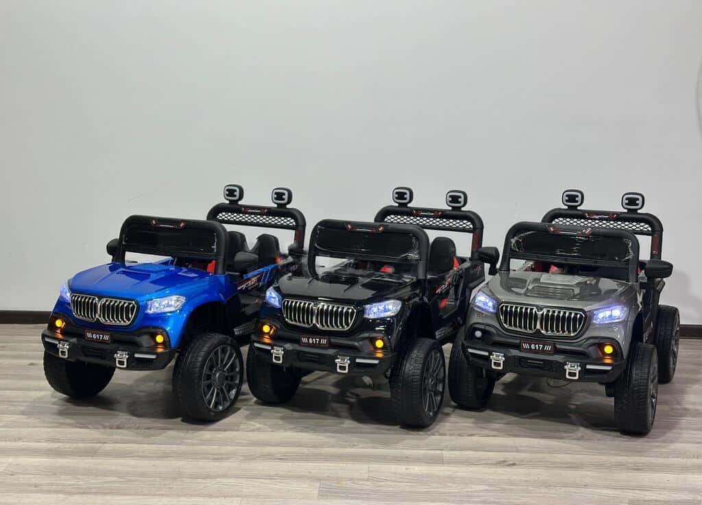 Uşaq avtomobili BMW 617 4 motorlu - Tenderyard