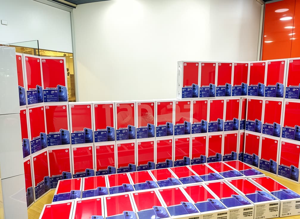 Xiaomi Redmi 15, 4 GB