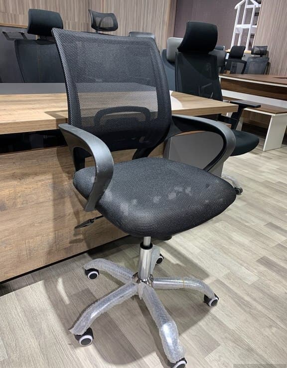 Qara rəng, Ofis üçün kreslo