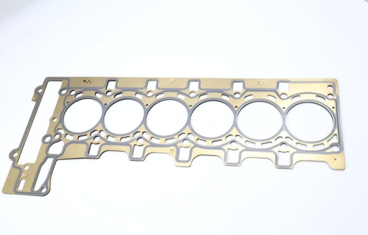 Silindr başlığı araqatı BMW F10 N55 3.0