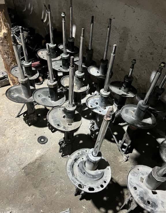 Shock absorbers for Toyota, Lexus, Infiniti and Nissan - Tenderyard