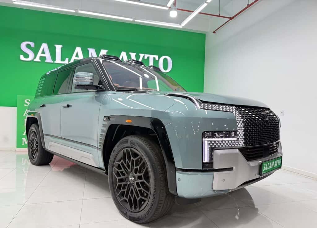 BYD Yangwang U8, 2023 year, 20000 km, 2000 L - Tenderyard
