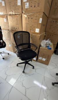 Qarışıq rəng, Ofis üçün kreslo — şəkil 1