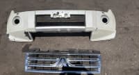 Radiator barmaqlığı və bufer Mitsubishi Pajero — şəkil 1