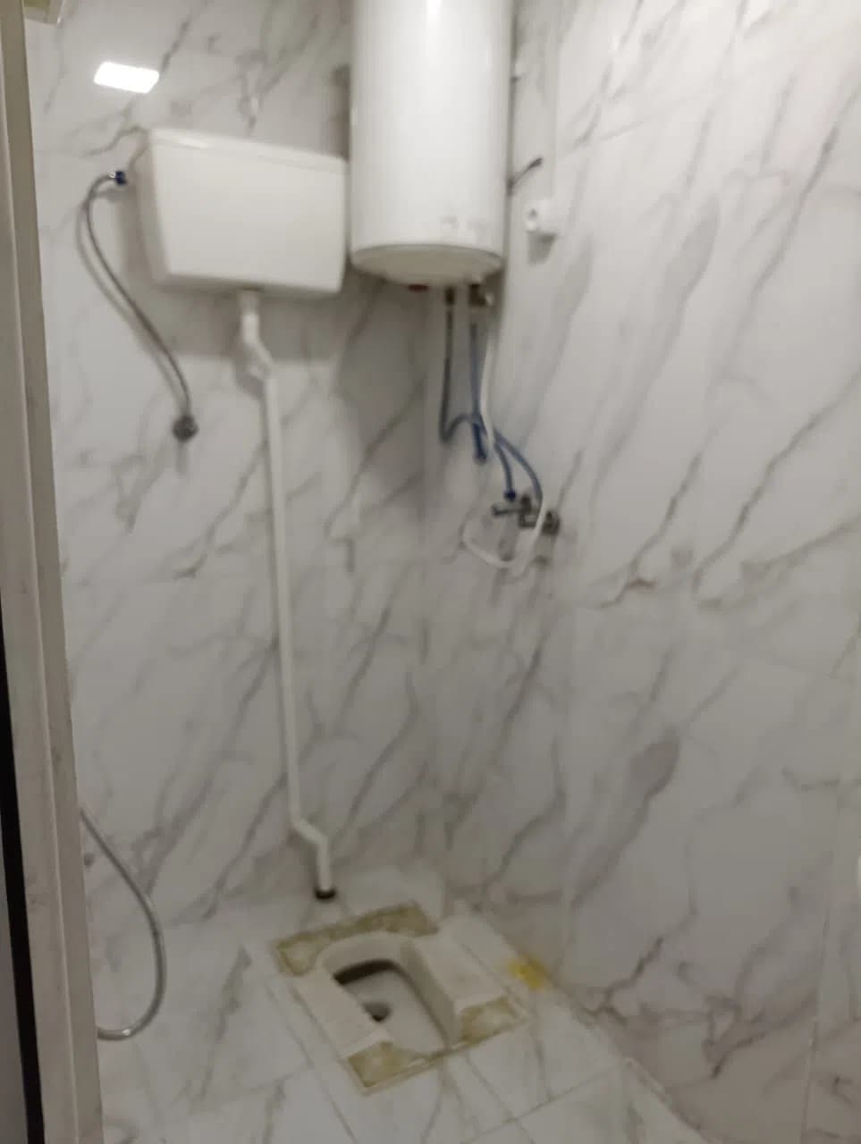 240 m² sahəsi olan anbar kirayə verilir