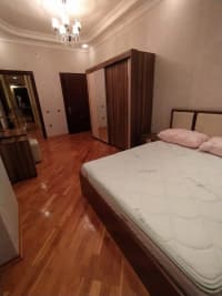 4 otaqlı mənzil 221 m² kirayə verilir — şəkil 5