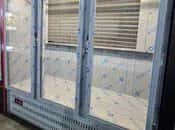Glass door refrigerated display case - Tenderyard