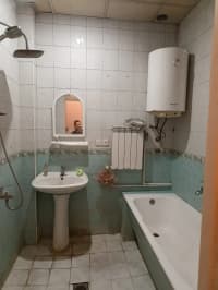 99 m² Orta təmirli obyekt satılır — şəkil 7