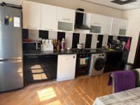 9 otaqlı həyət evi 600 m² satılır — şəkil 17