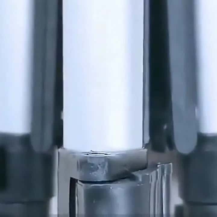 Adjustable telescopic tripod - Tenderyard