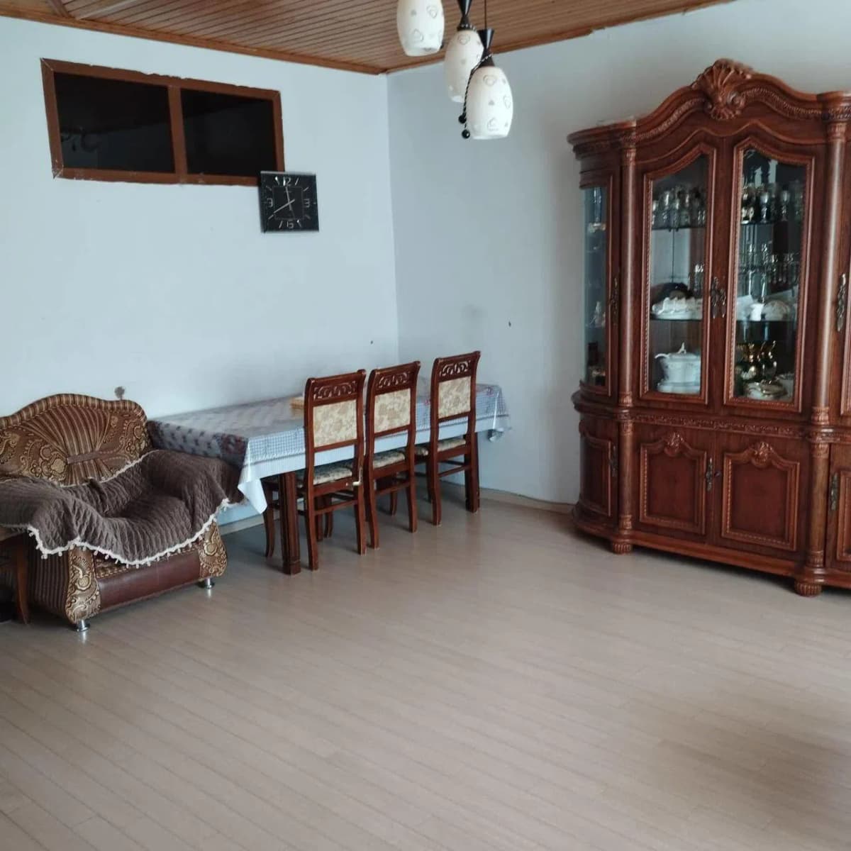 3 otaqlı mənzil 108 m² satılır