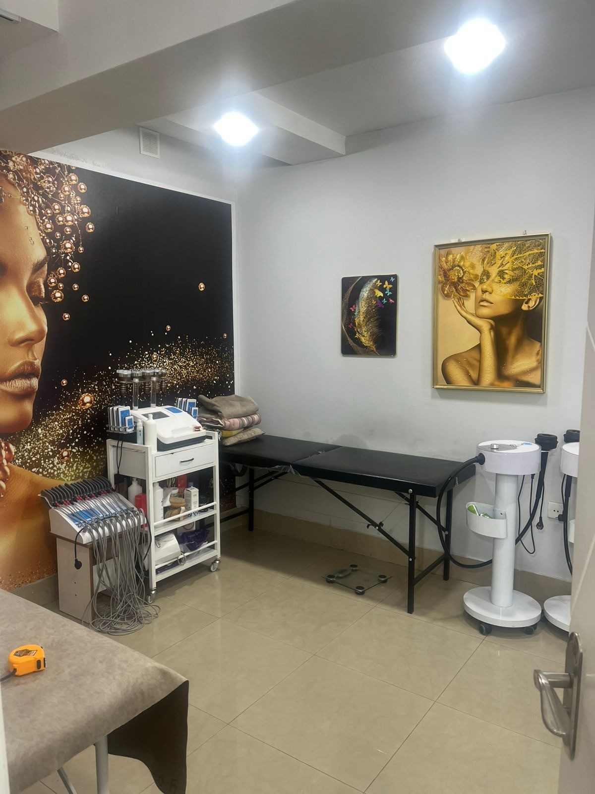 3 otaqlı ofis, 90 m² kirayə verilir