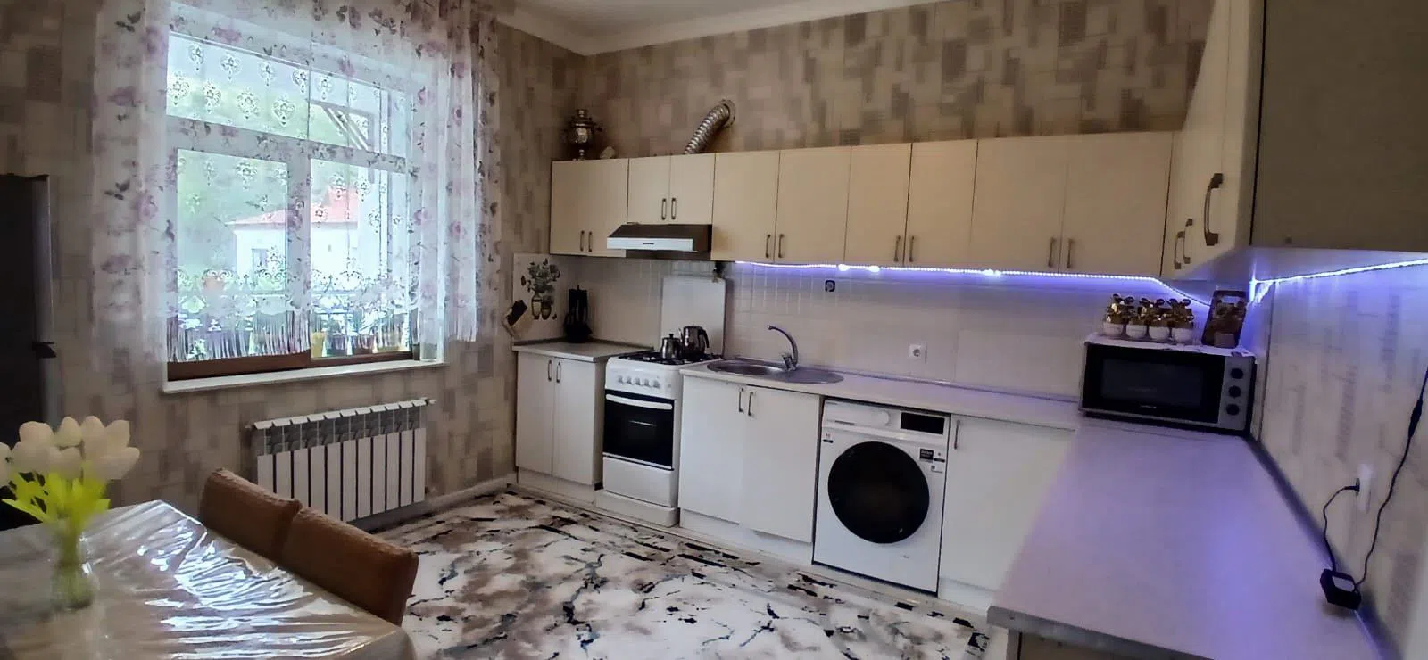 3 otaqlı mənzil 220 m² günlük kirayə verilir — şəkil 3